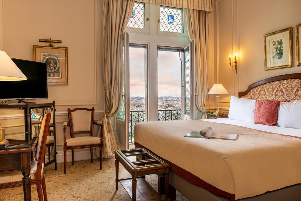 Hotel de la Cité&Spa MGallery Carcassonne Esterno foto A room at the hotel
