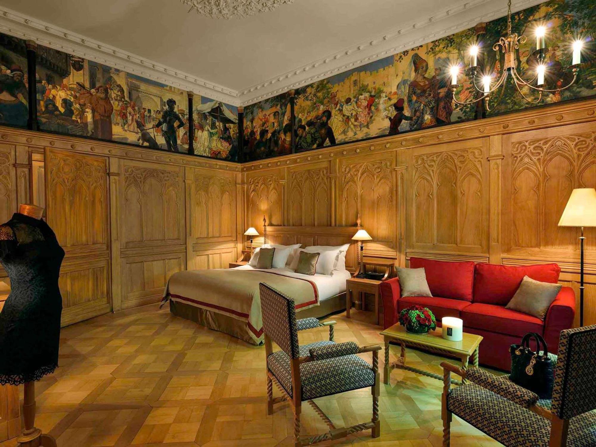 Hotel de la Cité&Spa MGallery Carcassonne Esterno foto A suite at the Hotel de Crillon